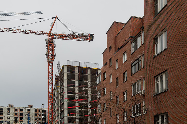 Как в Новосибирской области меняется спрос на частичную занятость в строительстве