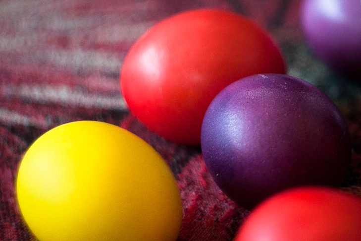 Эксперт Валерий Мельников назвал главный цвет яиц на Пасху-2022