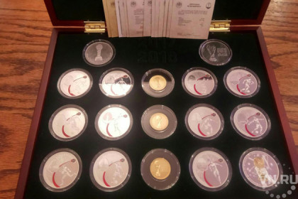 Футбольные монеты за 225 тысяч рублей продает новосибирец