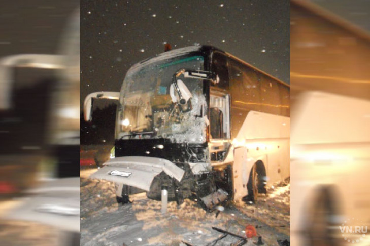 20 пассажиров междугороднего автобуса спасли сотрудники ГИБДД