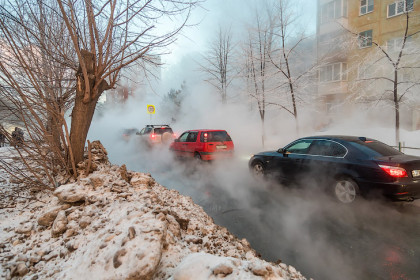 За ожоги на теплотрассе 500 тысяч выплатили энергетики пенсионеру в Новосибирске