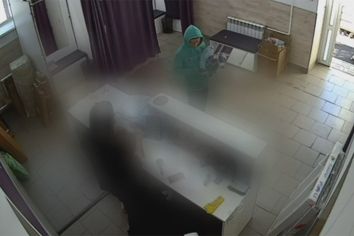 Серия краж в Wildberries: полиция Новосибирска задержала подозреваемого