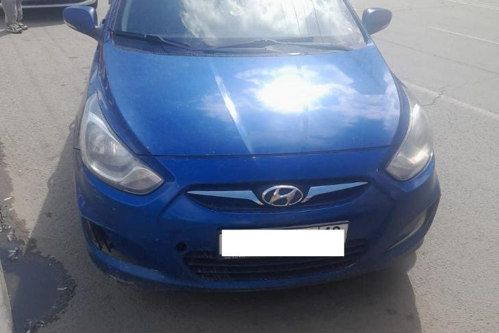 Пьяный мигрант угнал Hyundai и заглох на площади Маркса в Новосибирске