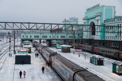 Пассажиры поезда Нерюнгри-Новосибирск застряли в пути из-за аварии в Бурятии