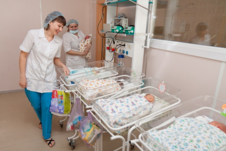 Прививку от COVID-19 поставили 200 беременных женщин в Новосибирской области