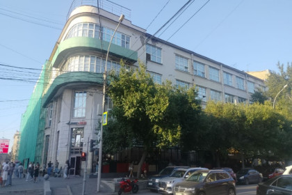 Здание магазина «Золотой Колос» отремонтируют до конца 2025 года в Новосибирске