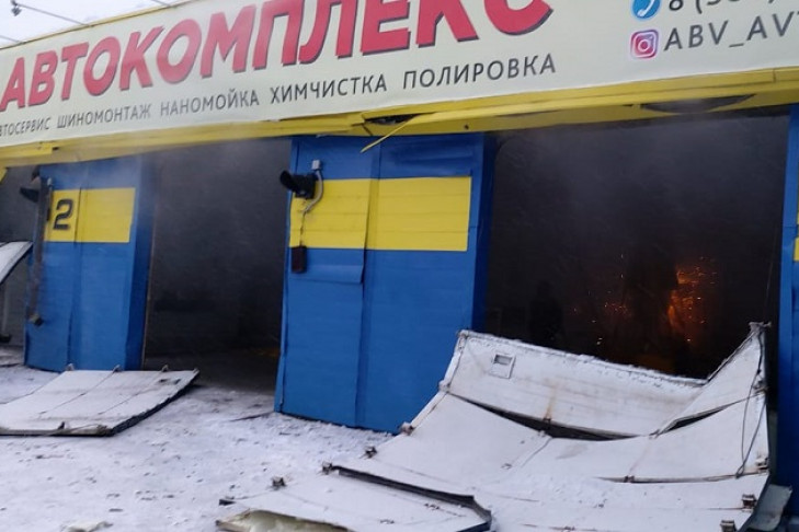 Два сотрудника СТО пострадали при взрыве на Серафимовича