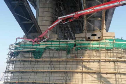 Опоры Октябрьского моста начали бетонировать в Новосибирске