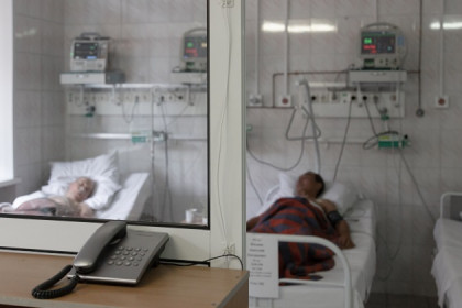 Процент свободных коек в ковидных госпиталях назвали в региональном Минздраве