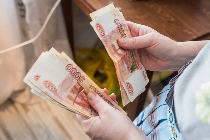 Иркутск и Красноярск обогнали Новосибирск по размеру зарплат