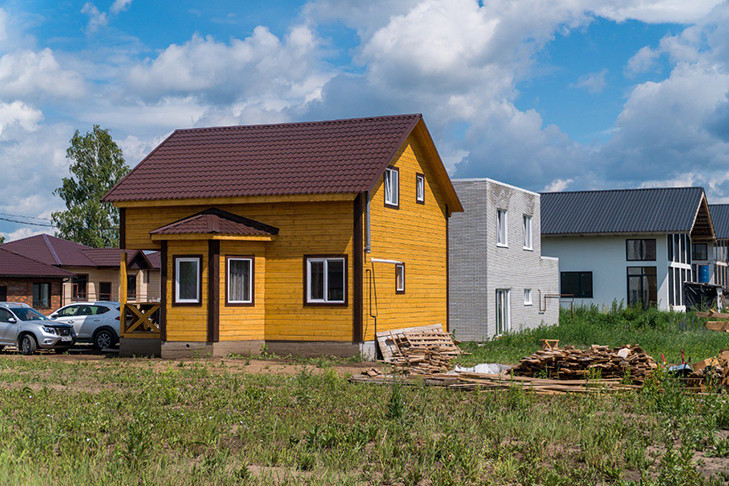 Сбер выдал около 900 ипотек на строительство домов в Сибири