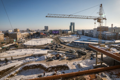 Проект строительства на месте недостроенного ДК «Сибсельмаш» назвали «безумным Марксом»