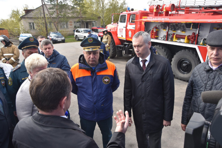 Андрей Травников проконтролировал усиление мер противопожарной безопасности в районах