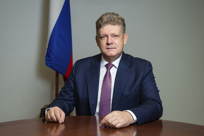 Полпред Анатолий Серышев поздравляет сибиряков с наступлением Нового года-2026