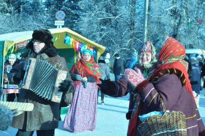 Больше двух миллионов рублей потратили на ярмарке жители Сузунского района