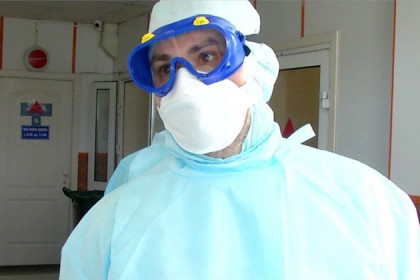 COVID-19: как работают врачи в самой опасной больнице Новосибирска