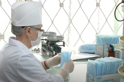 50 тысяч масок раскупили в аптеках за два дня новосибирцы