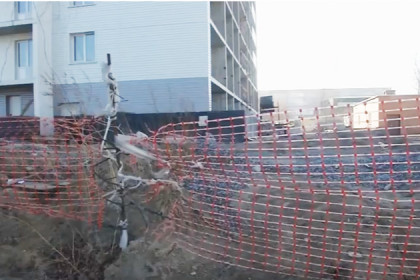 Стройплощадка на улице Чукотской угрожает жизни людей