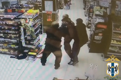 В Новосибирске догнали и задержали любителя бесплатного алкоголя