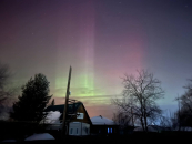 Северное сияние в январскую ночь в Новосибирской области