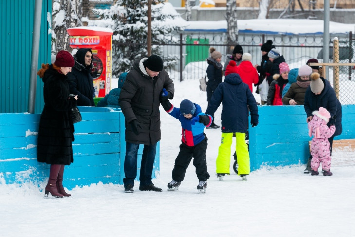 Точные даты зимних каникул-2024 в школах назвали в Новосибирске