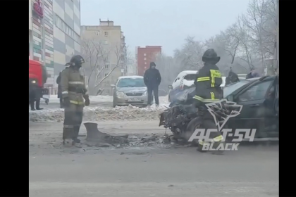 КамАЗ и Chevrolet столкнулись в Новосибирске: есть пострадавшие
