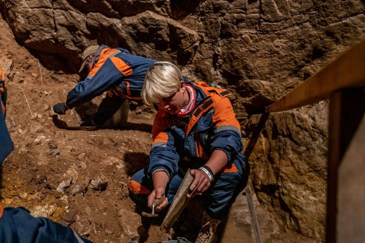 Древнюю диадему на Алтае обнаружили новосибирские археологи
