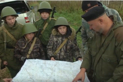 Военные учения провели новосибирские кадеты