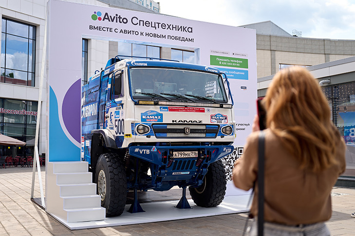Легенда ралли “Дакар” и “Шелковый путь” выставлен на «Солнце Москвы» (ВДНХ)