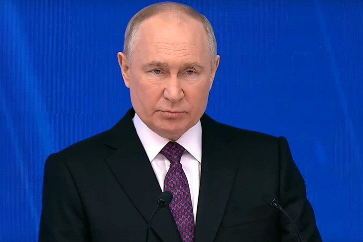 Размер МРОТ должен вырасти до 35 тысяч рублей, заявил Путин