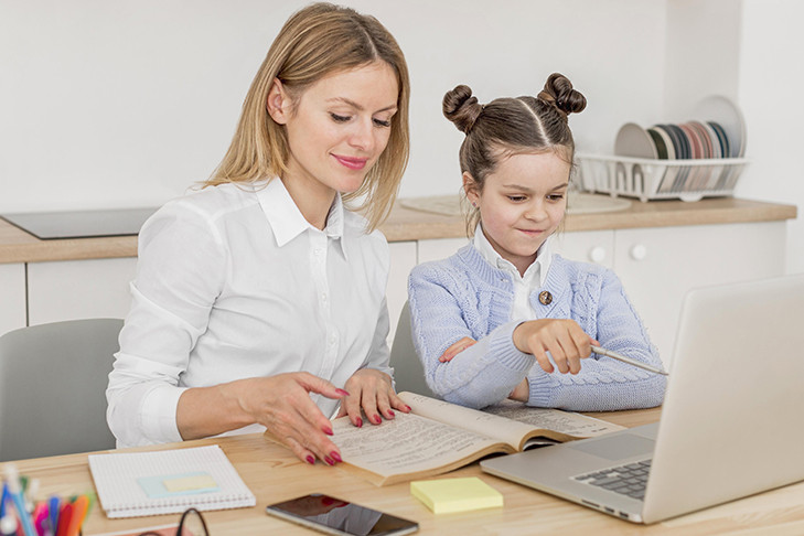 Наибольшая доля репетиторов Сибири зарабатывает до 50 тысяч рублей в месяц