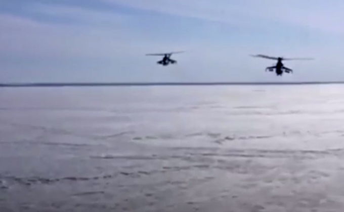 Вертолеты и самолеты пугают рыбаков на Обском море