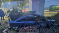 Два человека погибли в горящем автомобиле в Новосибирске