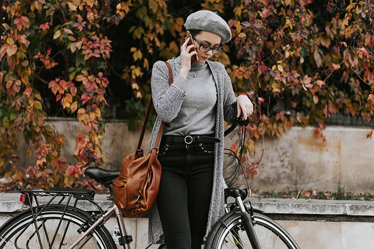 Тренд на СССР: в Новосибирске выросли продажи вещей с советской символикой