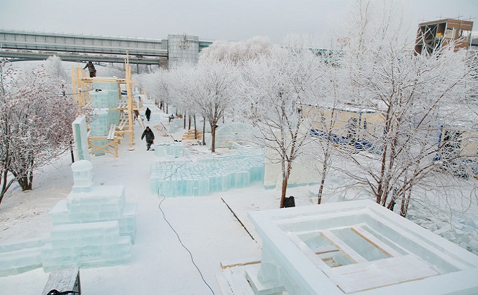 Ледовый городок постоят на Михайловской набережной, несмотря на коронавирус