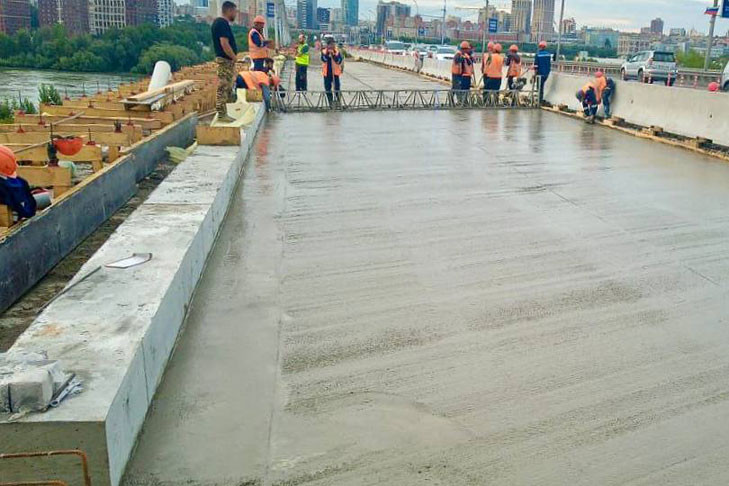 Подрядчики приступили к ключевому этапу ремонта Димитровского моста