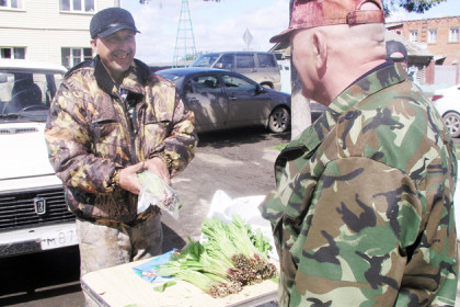 Любитель черемши вышел к людям из тайги