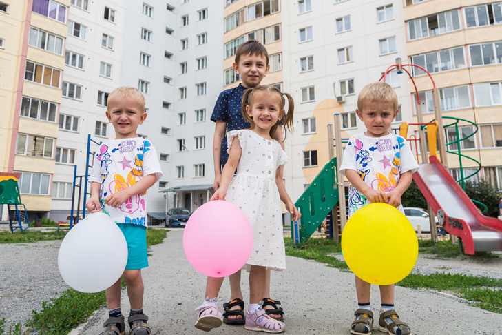 Грешила на ошибку УЗИ: мать с улицы Петуховой вдруг стала многодетной