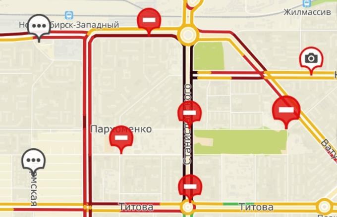 Бегуны против водителей:  пробки в левобережье из-за легкоатлетической эстафеты в Новосибирске