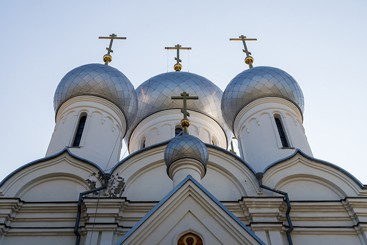 Как правильно отмечать Троицу 8 июня 2025: запреты, традиции и обряды