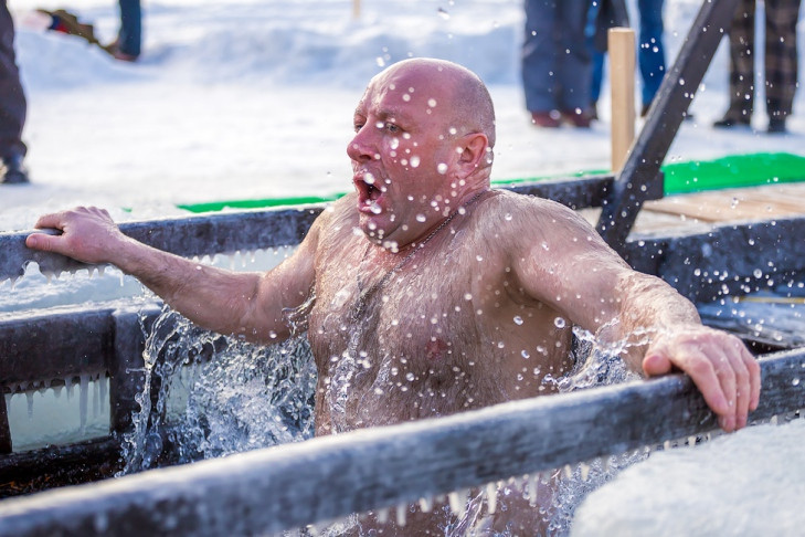 Температуру воды в Оби и водохранилище на Крещение-2023 назвали в Запсибгидромете