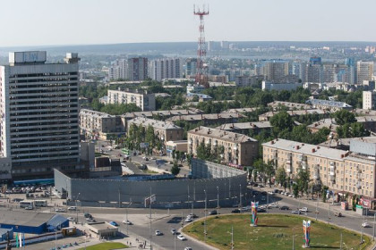 45 лет главному долгострою Новосибирска - гостинице на площади Маркса 