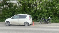 В Новосибирске подросток на мопеде столкнулся с автомобилем