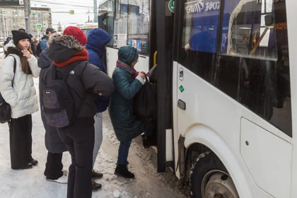 В Новосибирске три маршрута изменят движение на девять дней