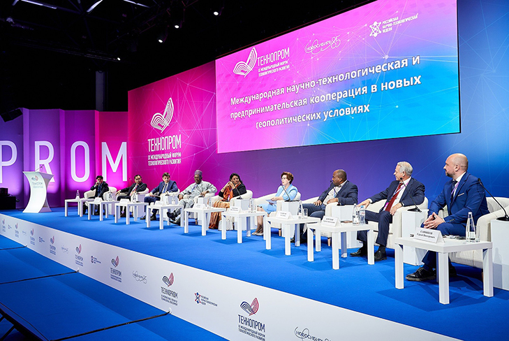 На форум «Технопром-2023» приедут делегаты из 20 стран ближнего и дальнего зарубежья