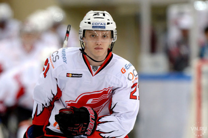 Хоккейная «Сибирь» вернула своего воспитанника Пьянова