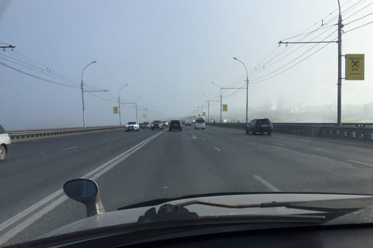 Смог накрыл Новосибирск в первый день бабьего лета