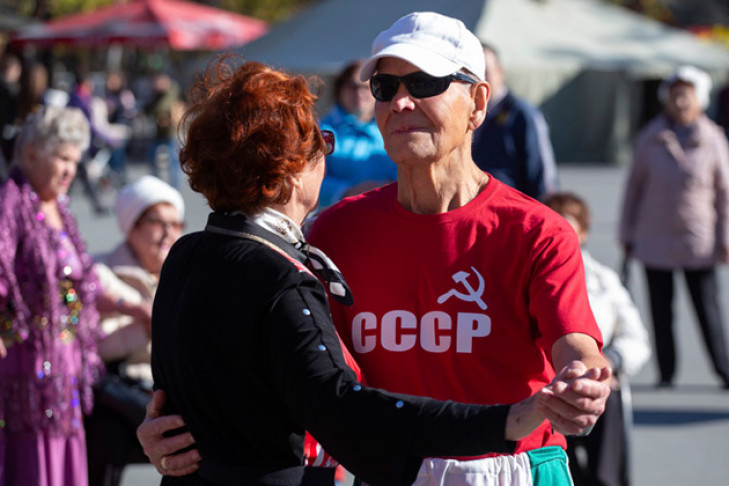 Пять невест старше 80 лет вышли замуж в Новосибирске