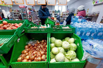 Месячный запас продуктов сформирован в Новосибирской области