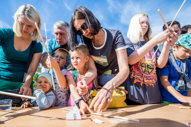 120 тысяч многодетных семей получают меры поддержки в Новосибирской области